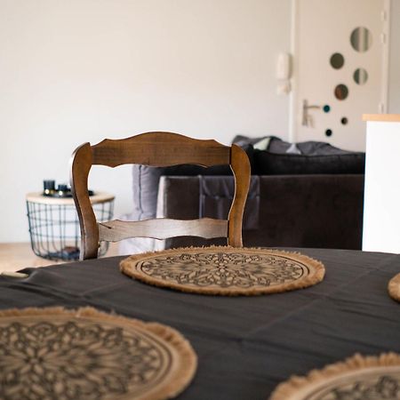 Simplicite Et Calme En Appartement A Issoire Zewnętrze zdjęcie